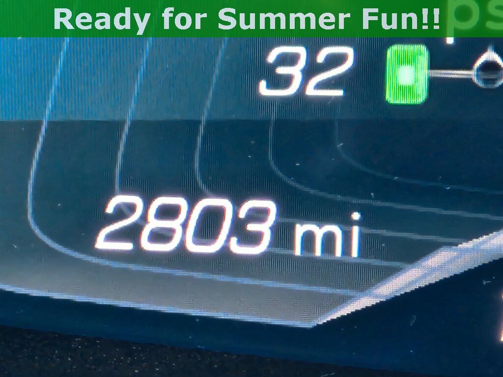 2025 Chevrolet Corvette Stingray 2LT Green Bay WI