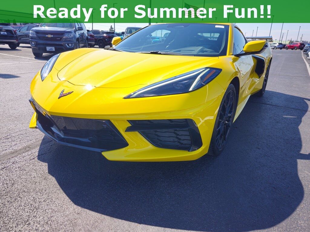 2025 Chevrolet Corvette Stingray 2LT Green Bay WI