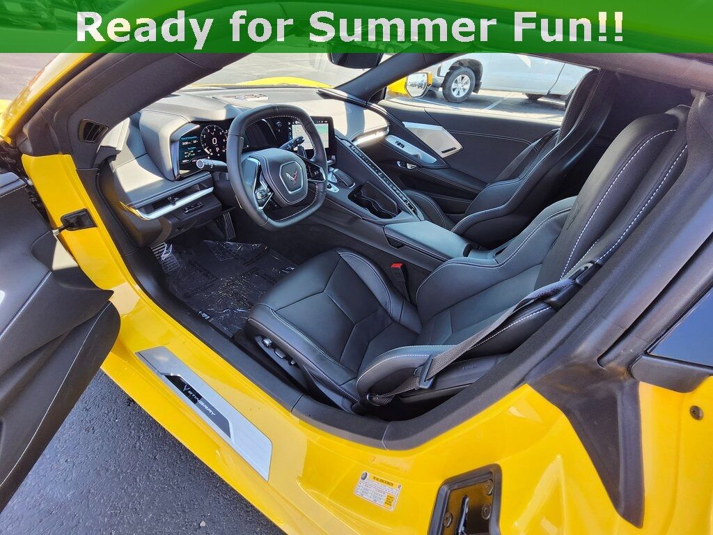 2025 Chevrolet Corvette Stingray 2LT Green Bay WI