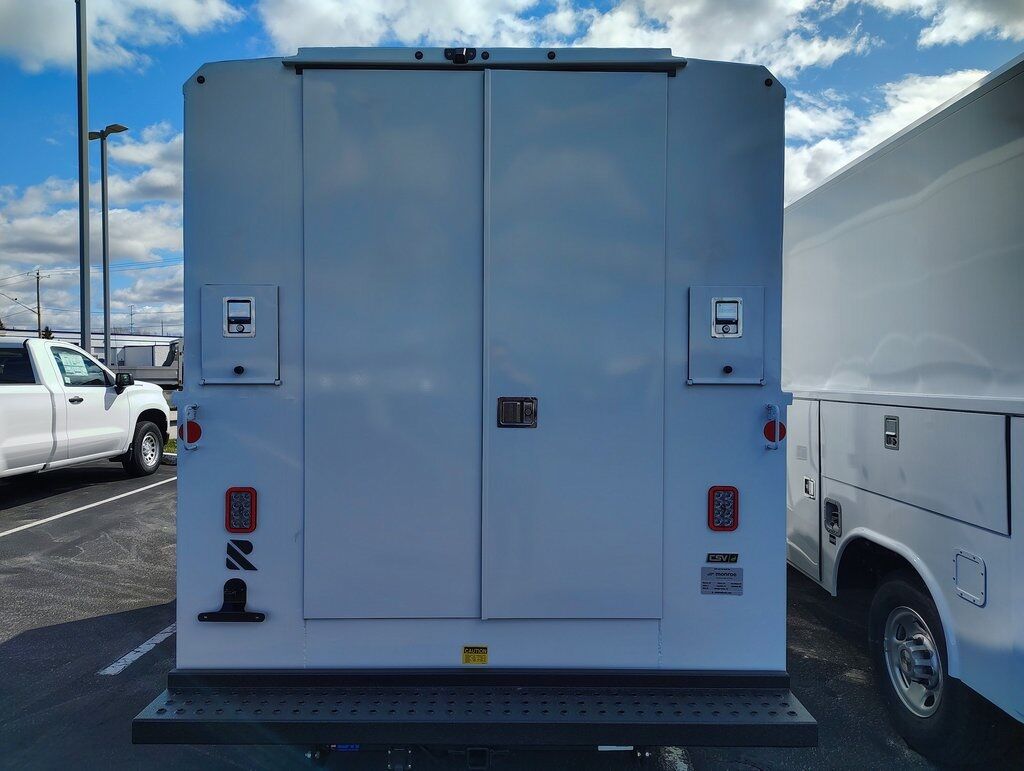 2025 Chevrolet Express 3500 Work Van Green Bay WI