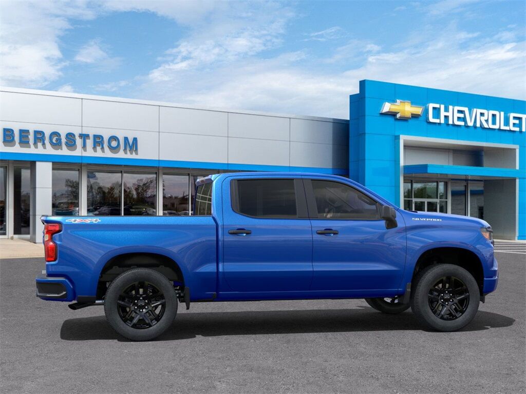 2025 Chevrolet Silverado 1500 Custom Green Bay WI