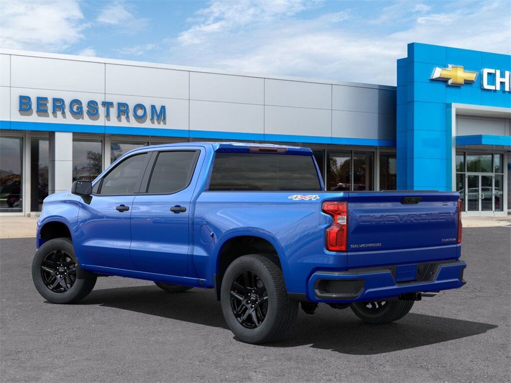 2025 Chevrolet Silverado 1500 Custom Green Bay WI