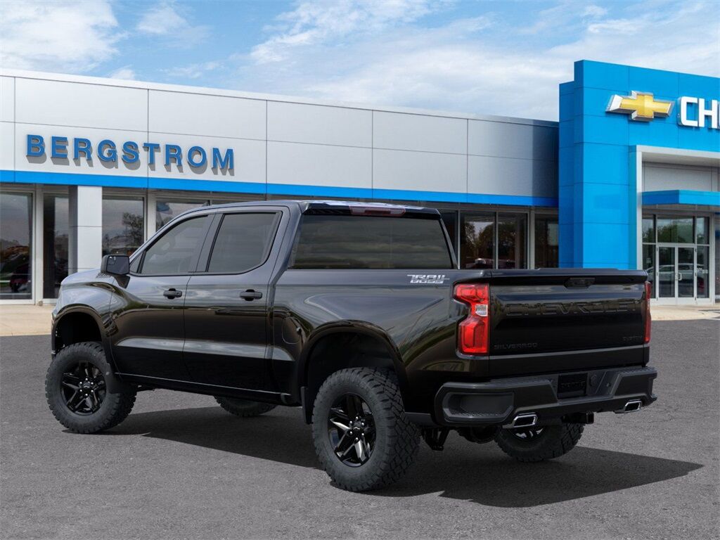 2025 Chevrolet Silverado 1500 Custom Trail Boss Green Bay WI