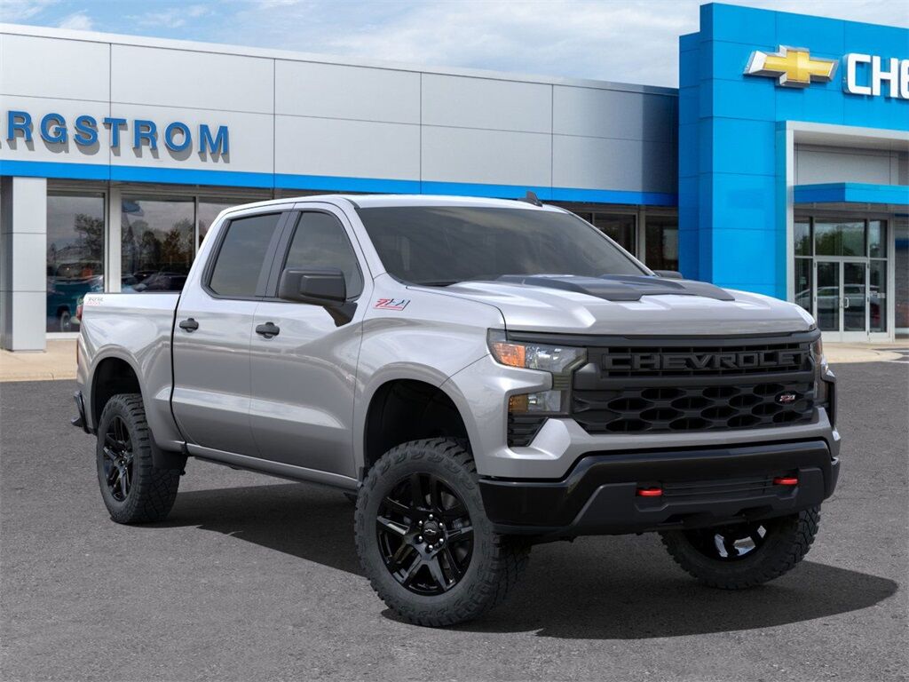2025 Chevrolet Silverado 1500 Custom Trail Boss Green Bay WI