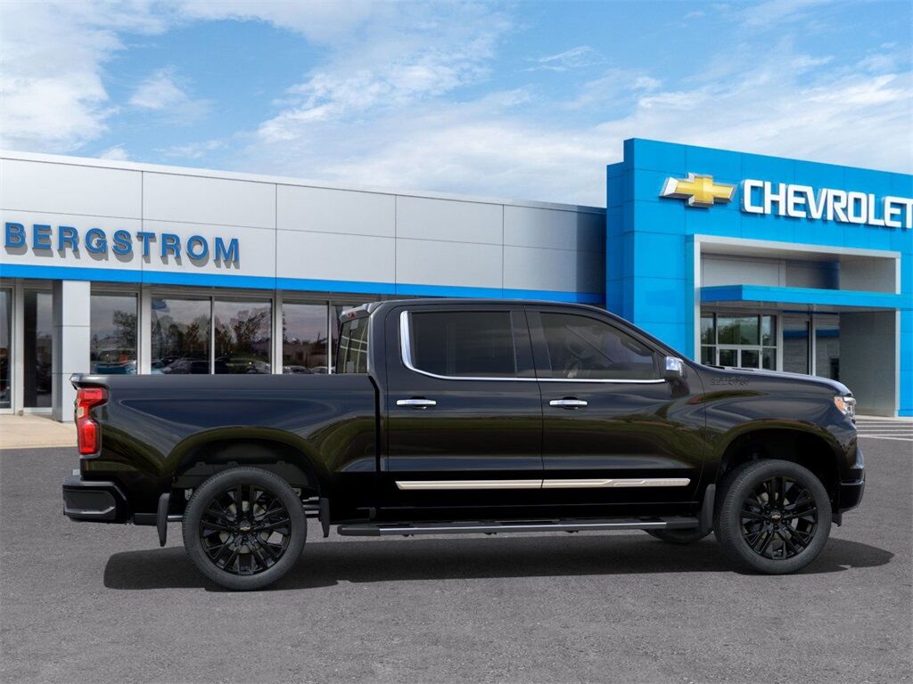 2025 Chevrolet Silverado 1500 High Country Green Bay WI