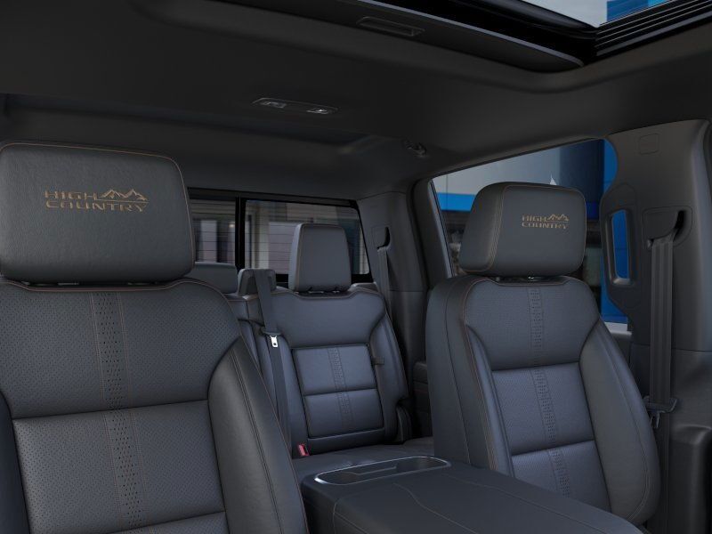 2025 Chevrolet Silverado 1500 High Country Green Bay WI