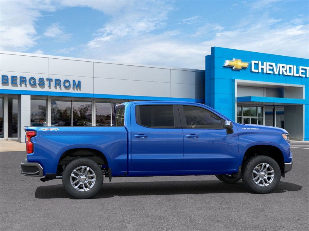 2025 Chevrolet Silverado 1500 LT Green Bay WI