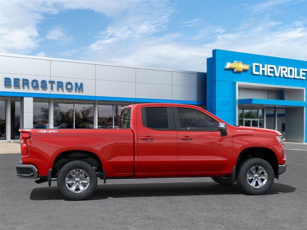 2025 Chevrolet Silverado 1500 LT Green Bay WI