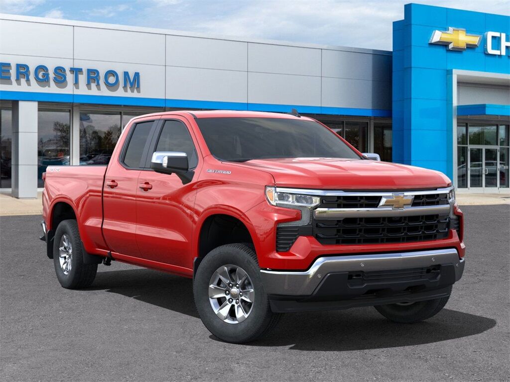 2025 Chevrolet Silverado 1500 LT Green Bay WI