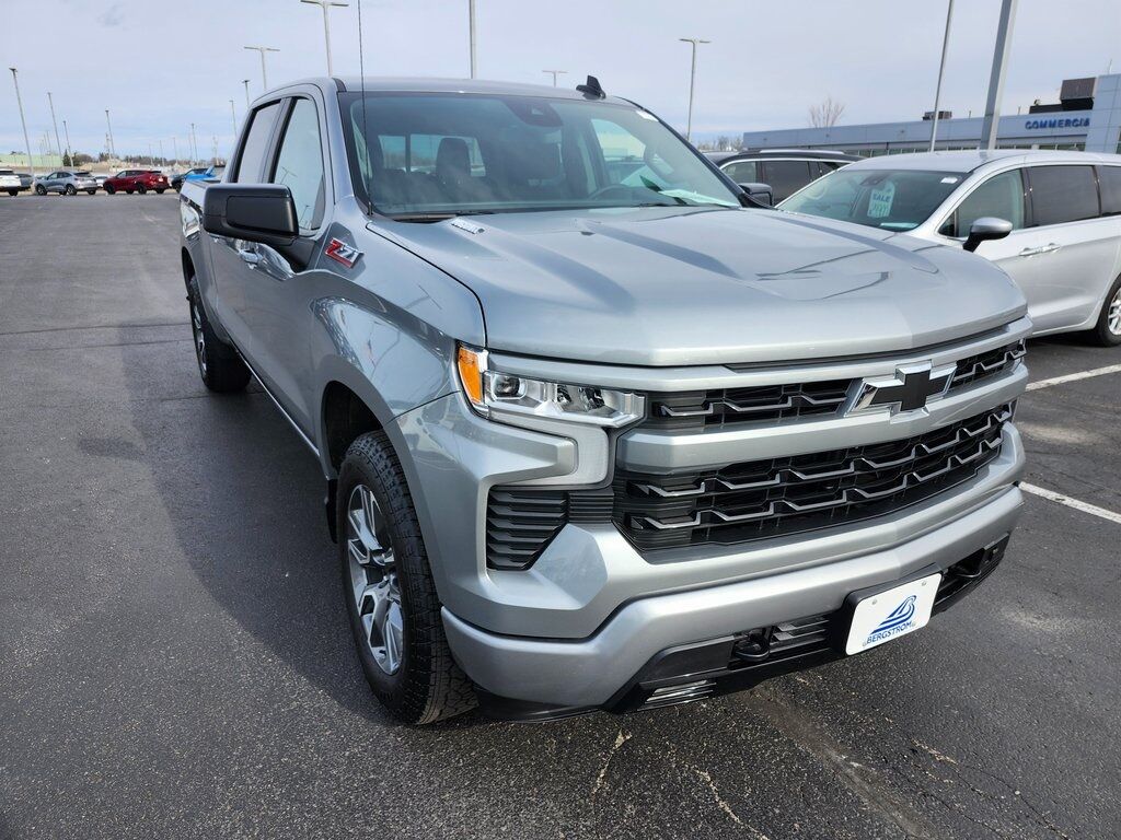 2025 Chevrolet SILVERADO 1500 RST