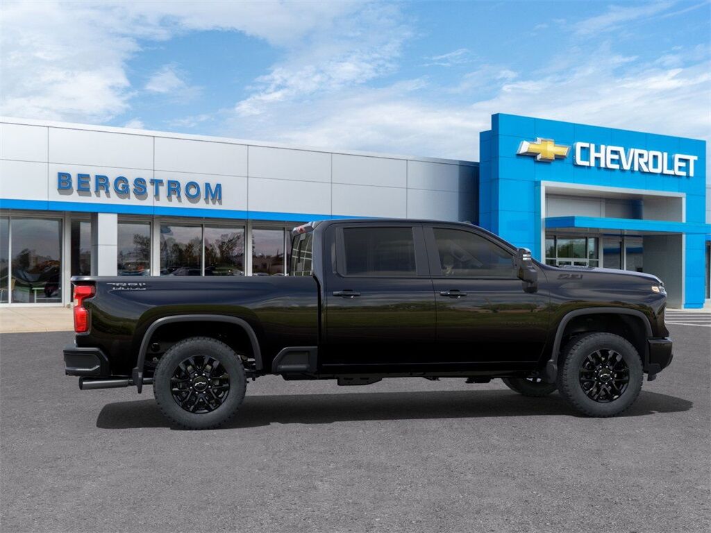 2025 Chevrolet Silverado 3500HD LT Green Bay WI