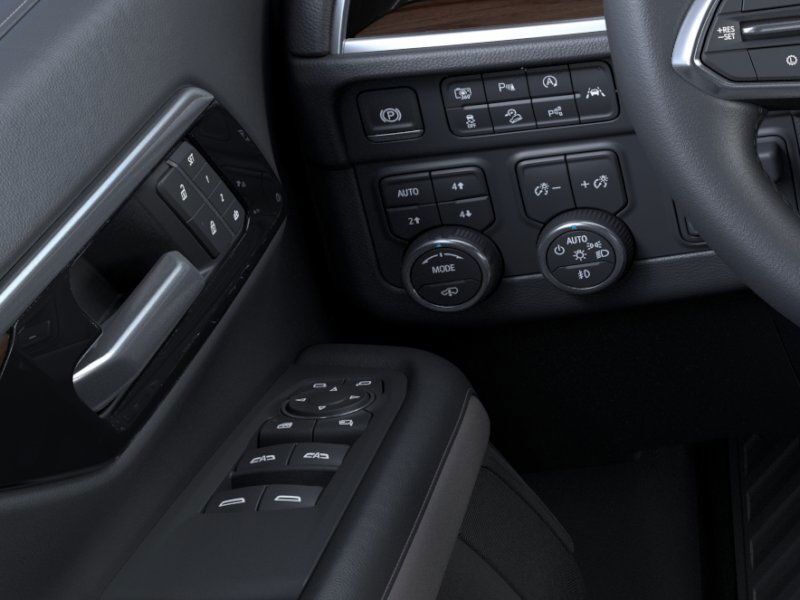 2025 Chevrolet Suburban High Country Green Bay WI