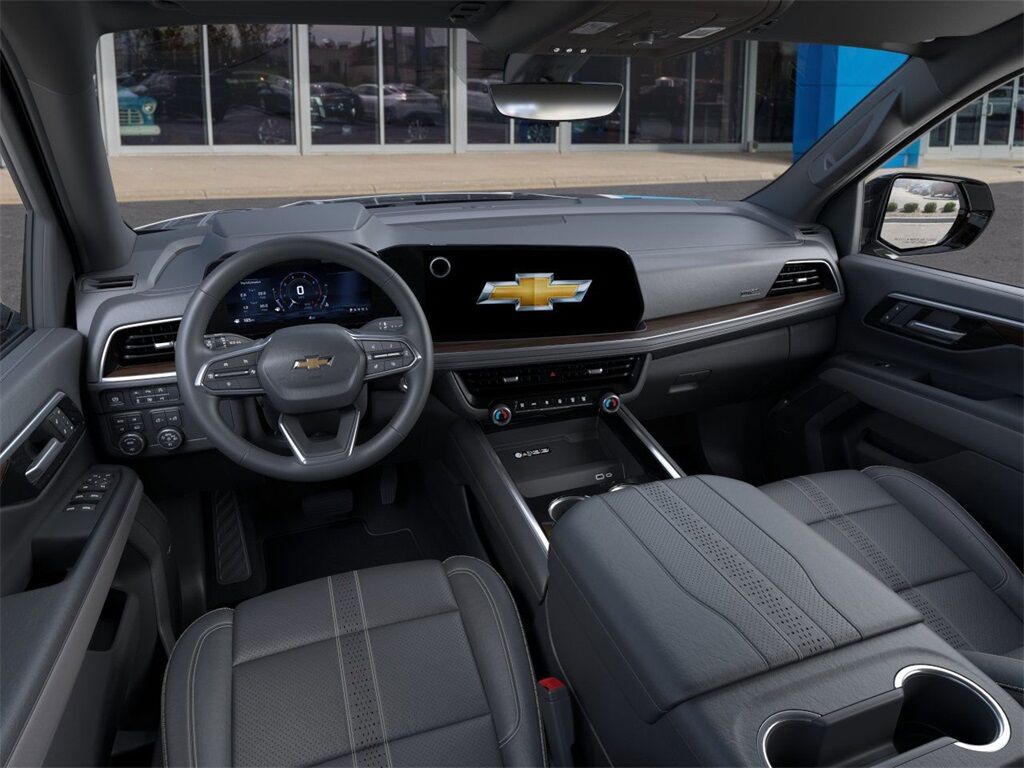 2025 Chevrolet Suburban High Country Green Bay WI