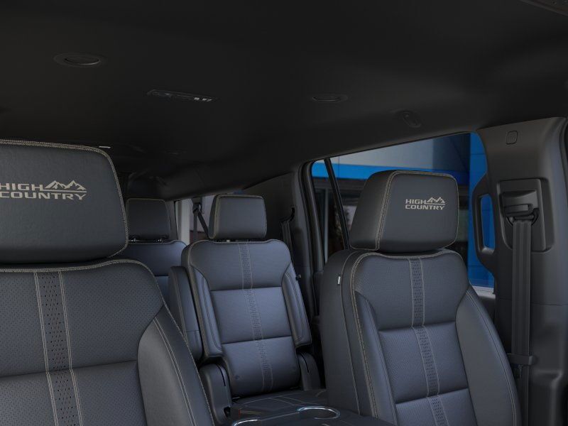 2025 Chevrolet Suburban High Country Green Bay WI