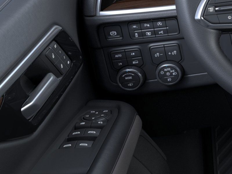 2025 Chevrolet Suburban High Country Green Bay WI