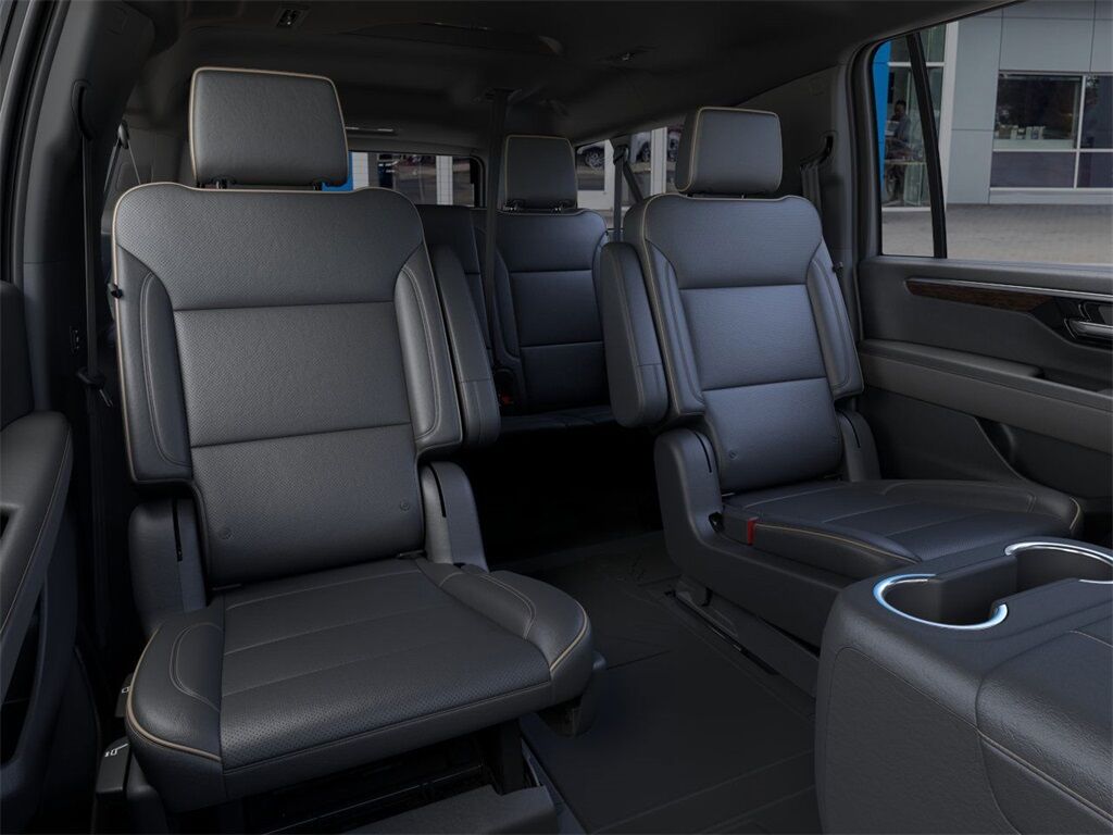 2025 Chevrolet Suburban Premier Manitowoc WI