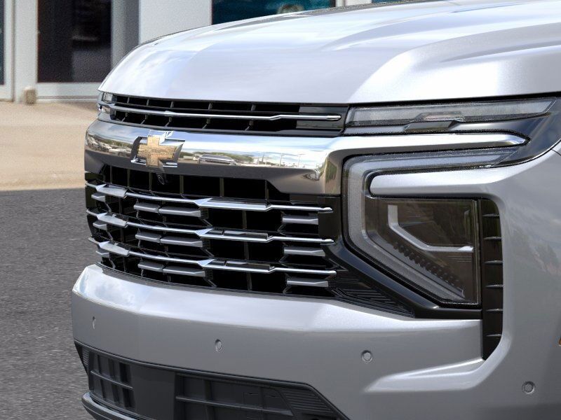 2025 Chevrolet Suburban Premier Green Bay WI