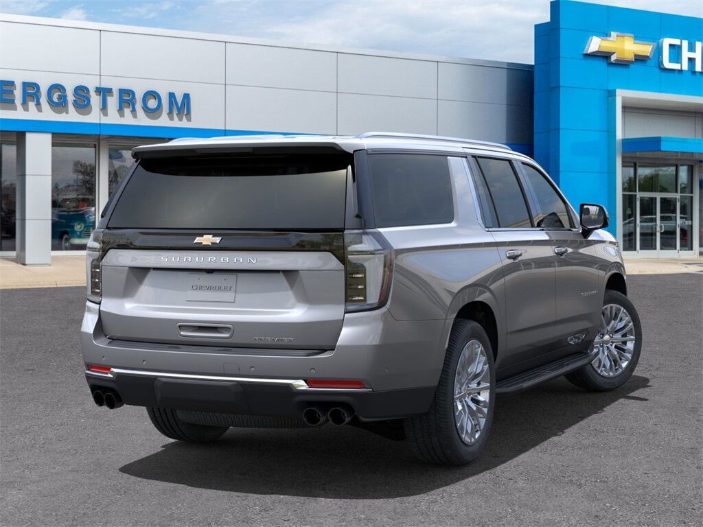 2025 Chevrolet Suburban Premier Green Bay WI