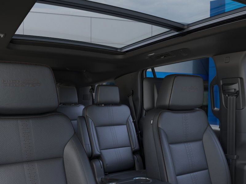 2025 Chevrolet Tahoe High Country Green Bay WI