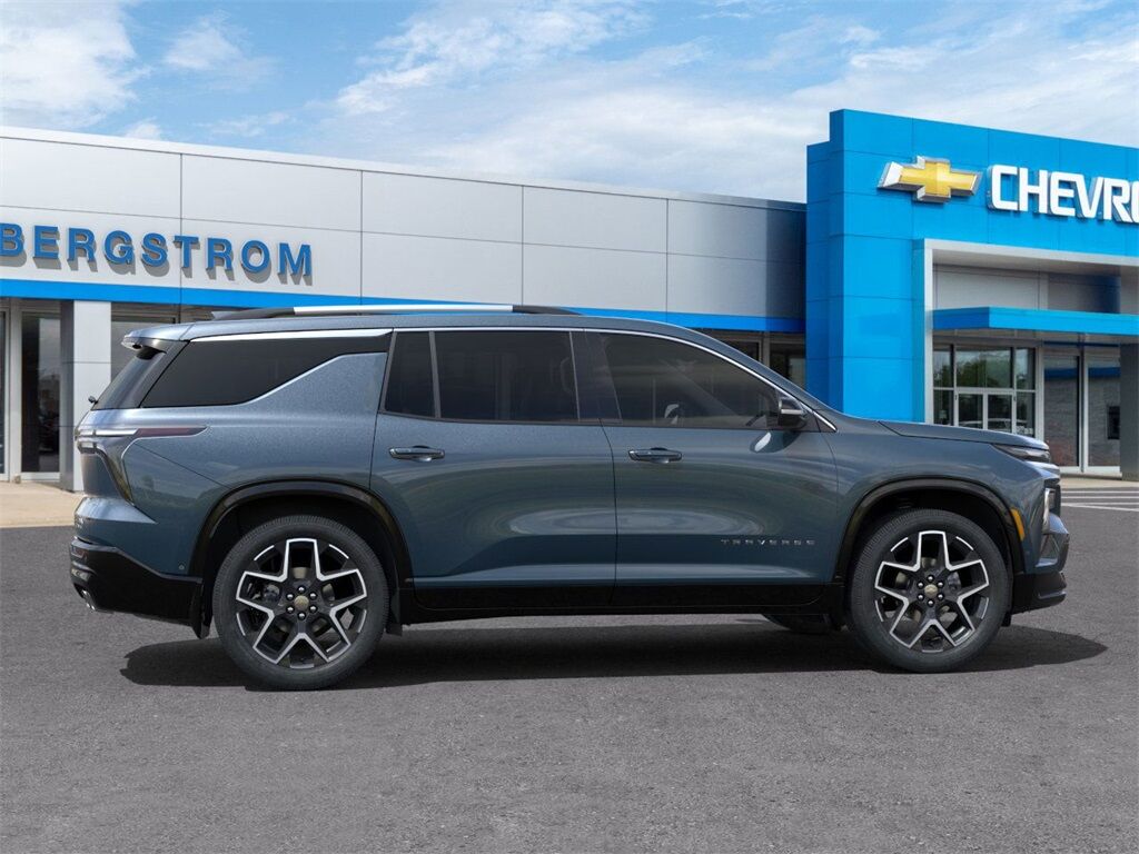 2025 Chevrolet Traverse High Country Green Bay WI