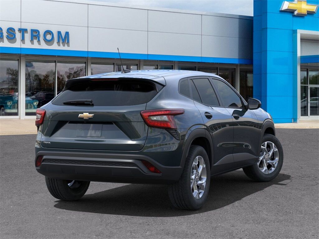 2025 Chevrolet Trax LS Green Bay WI