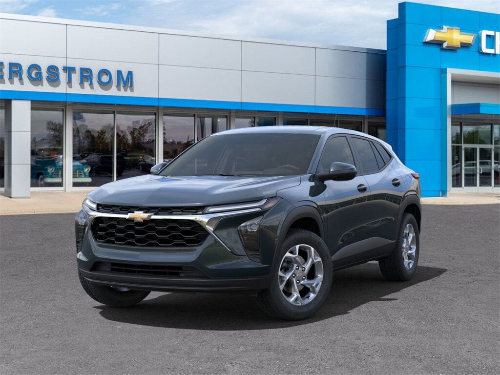 2025 Chevrolet Trax LS Green Bay WI