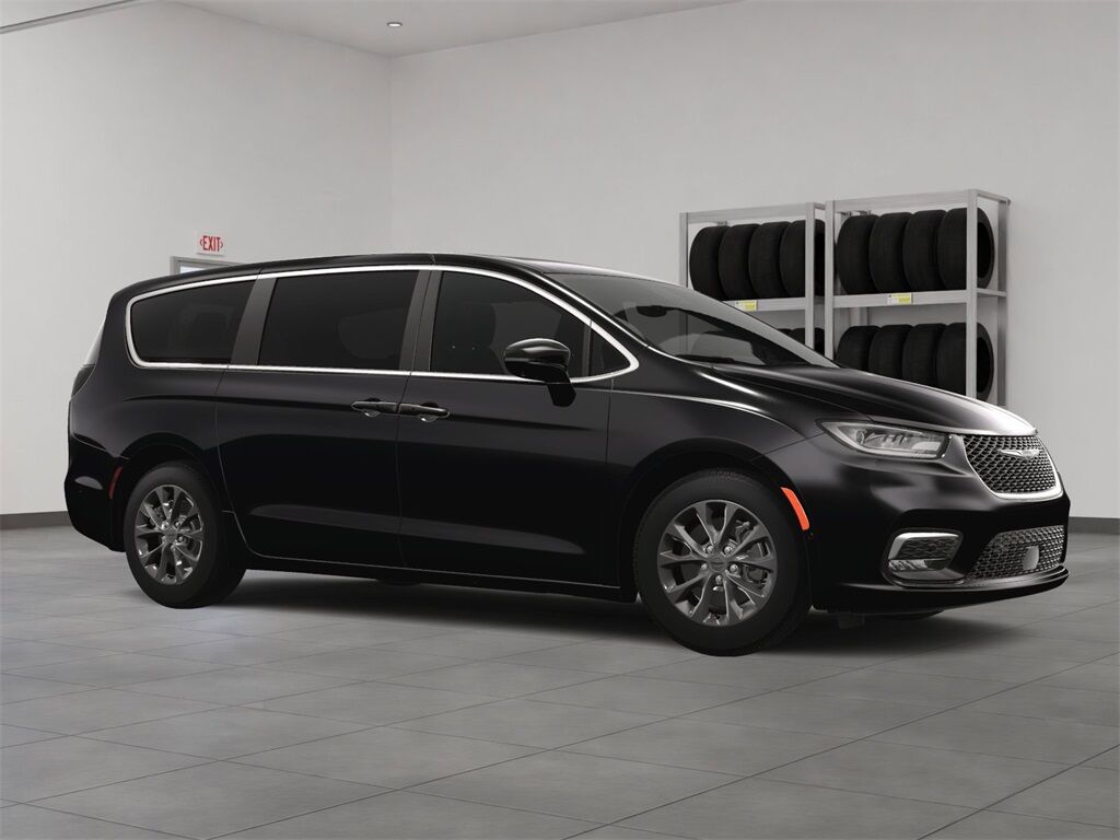 2025 Chrysler Pacifica Kenosha WI