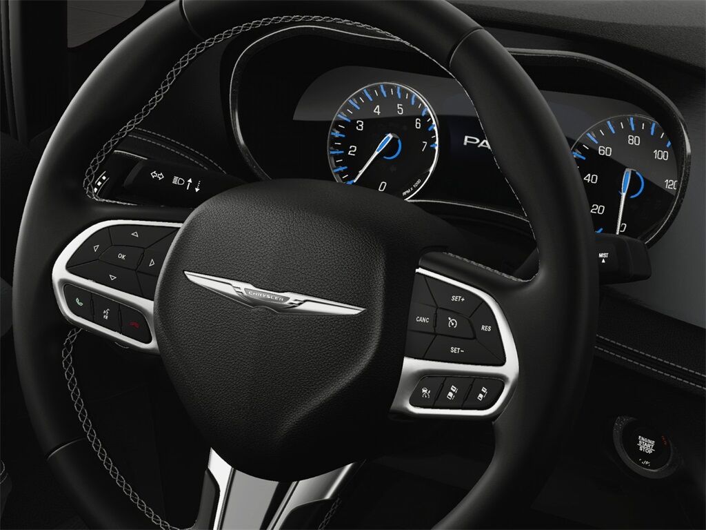 2025 Chrysler Pacifica Kenosha WI
