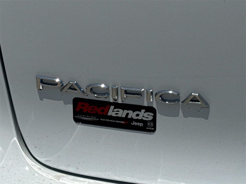 2025 Chrysler Pacifica Quincy MA