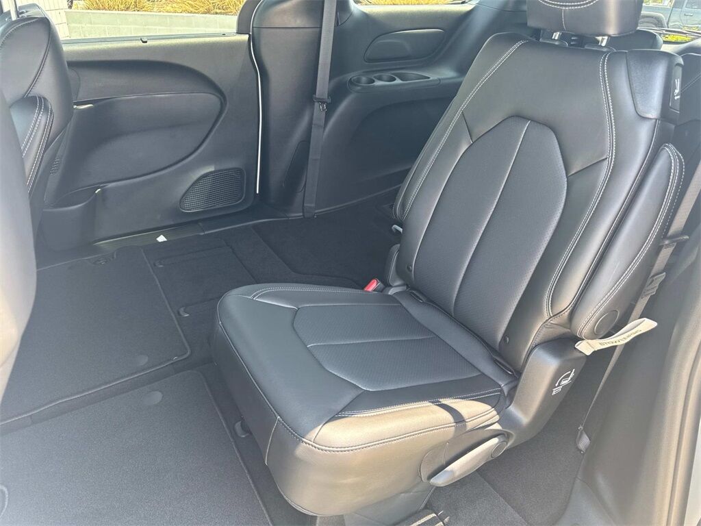 2025 Chrysler Pacifica Quincy MA