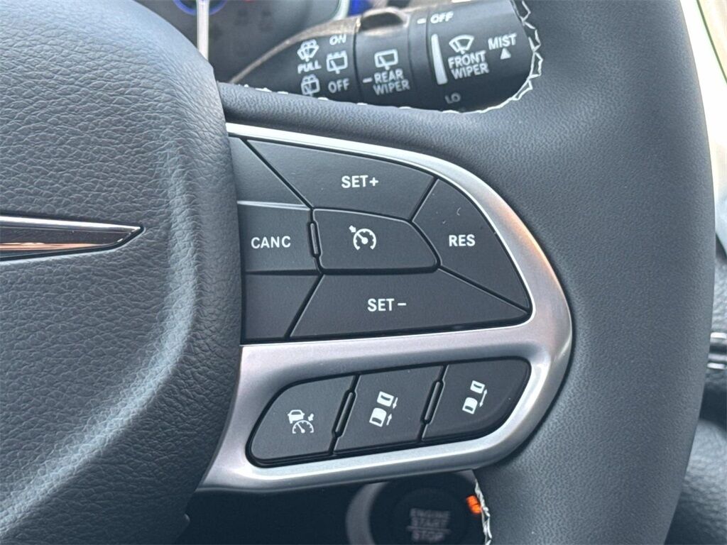 2025 Chrysler Pacifica Quincy MA