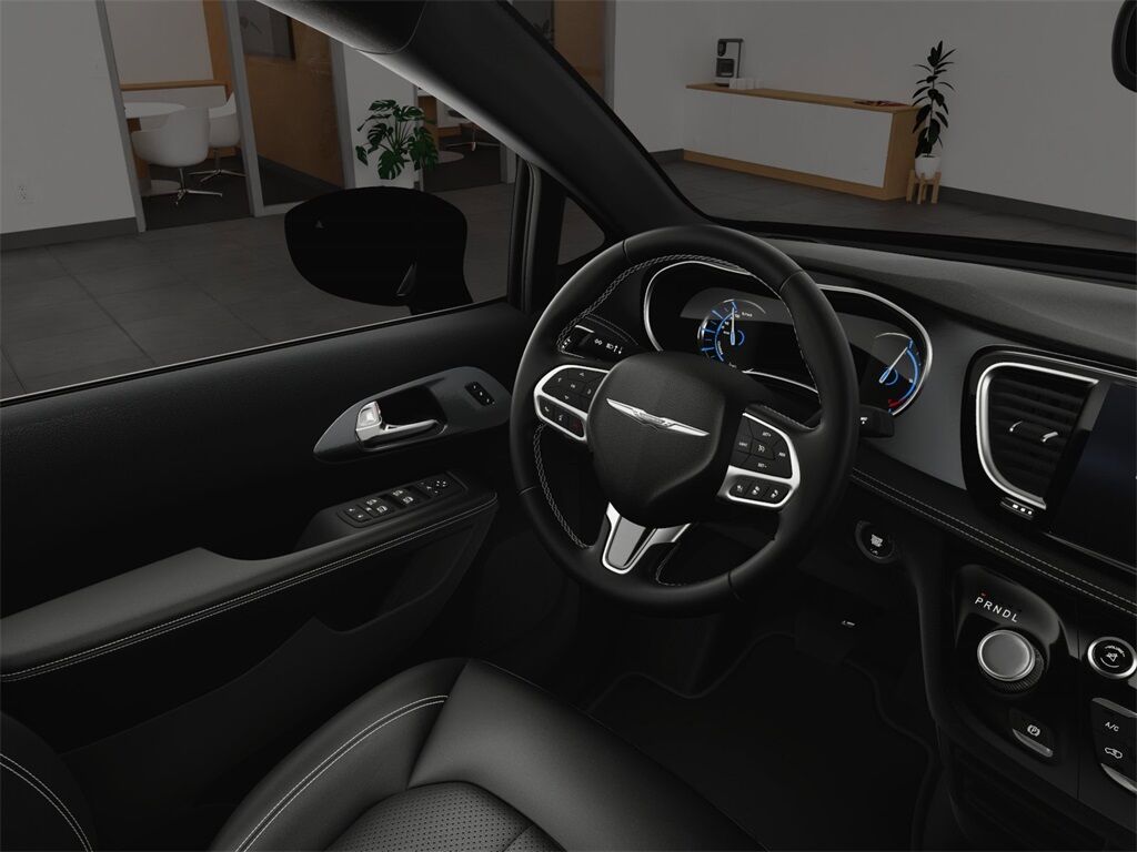 2025 Chrysler Pacifica Hybrid Select Kenosha WI