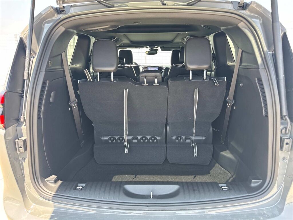 2025 Chrysler Pacifica Limited Quincy MA