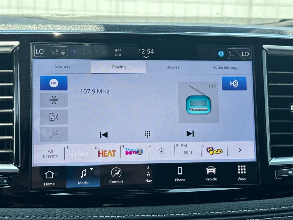 2025 Chrysler Pacifica Limited Quincy MA