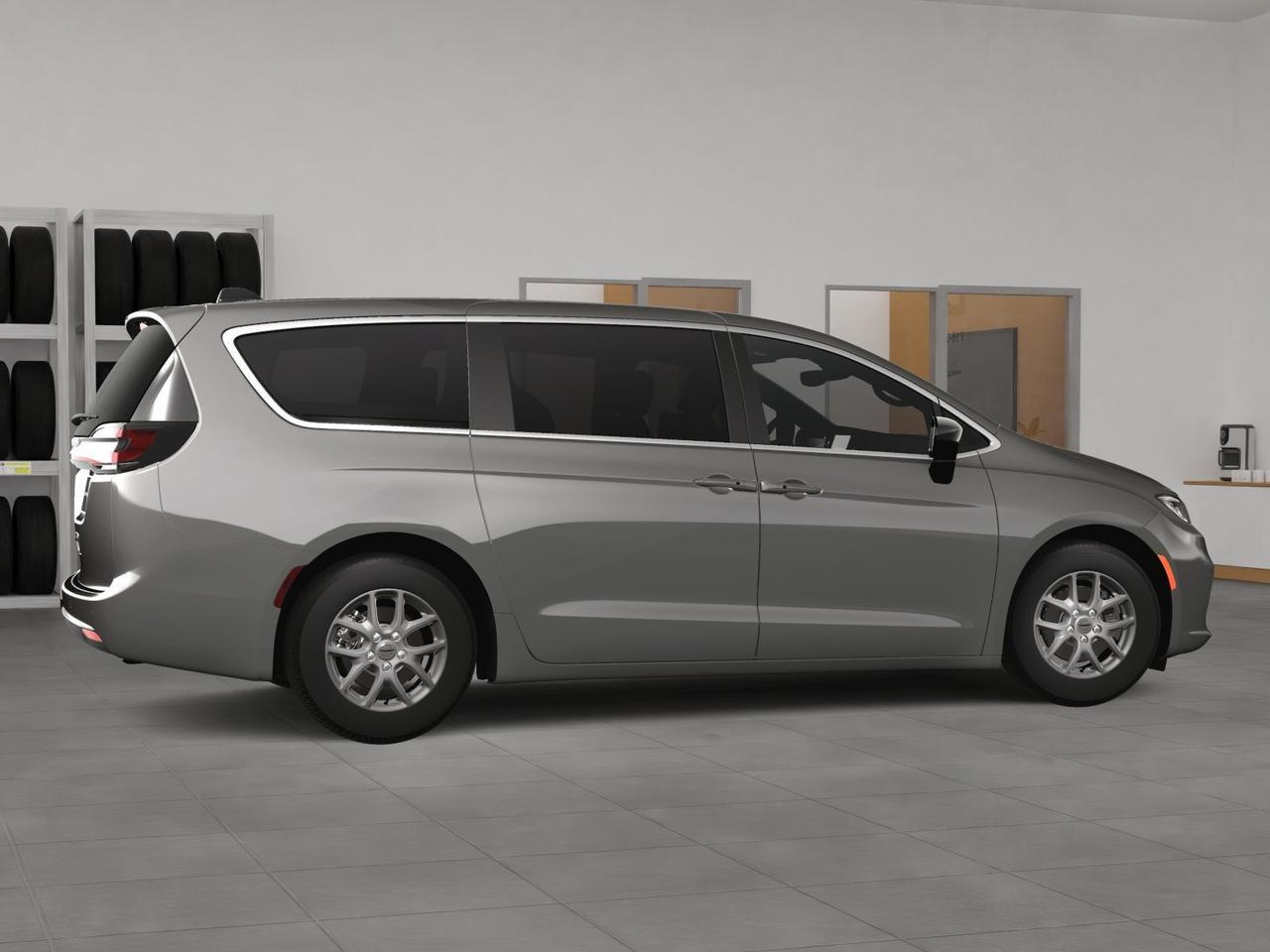 2025 Chrysler Pacifica Select Bayside NY