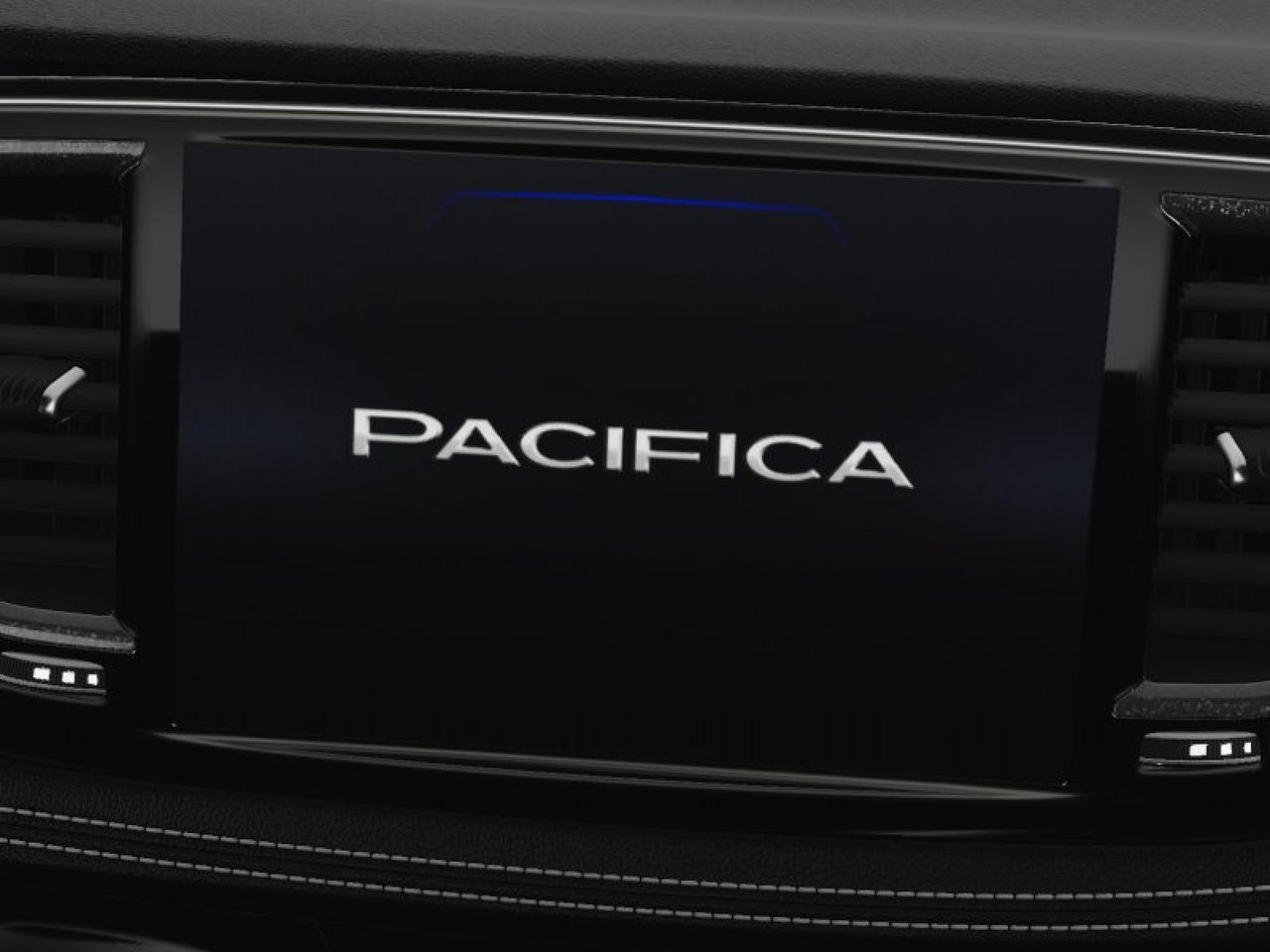 2025 Chrysler Pacifica Select Bayside NY