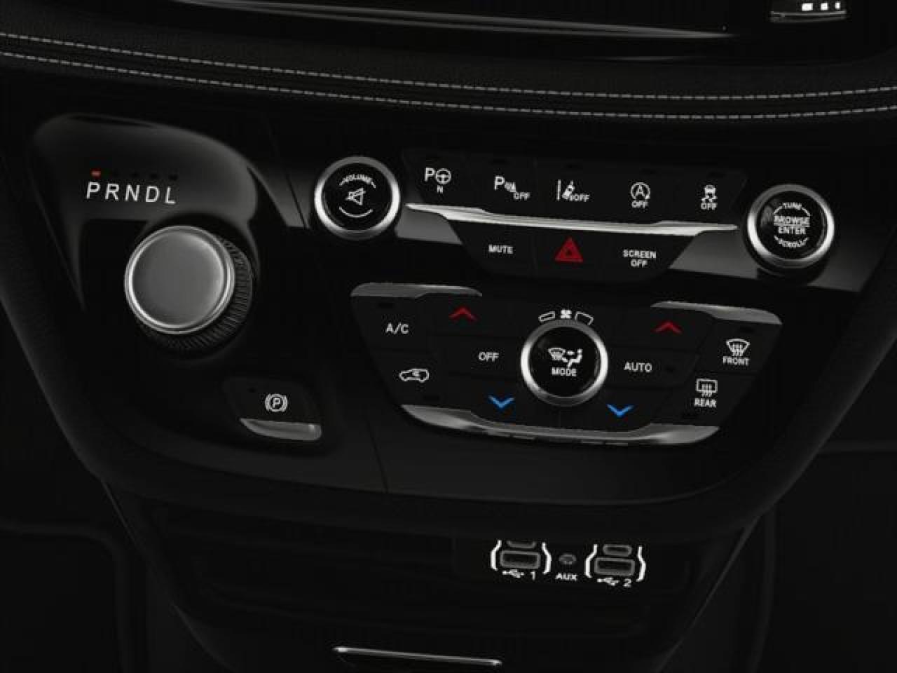 2025 Chrysler Pacifica Select Bayside NY