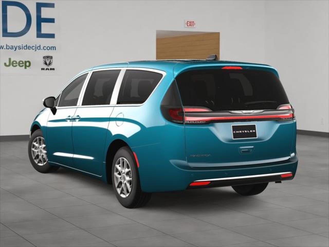 2025 Chrysler Pacifica Select Bayside NY