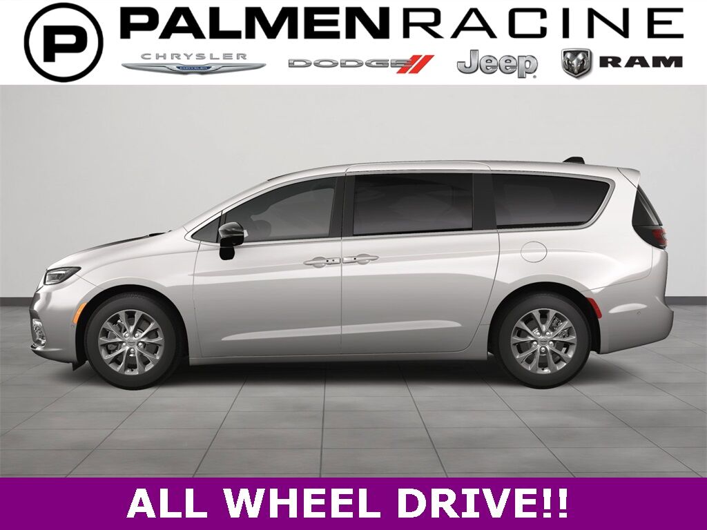 2025 Chrysler Pacifica Select Racine WI