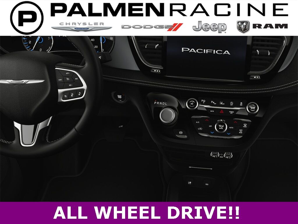 2025 Chrysler Pacifica Select Racine WI