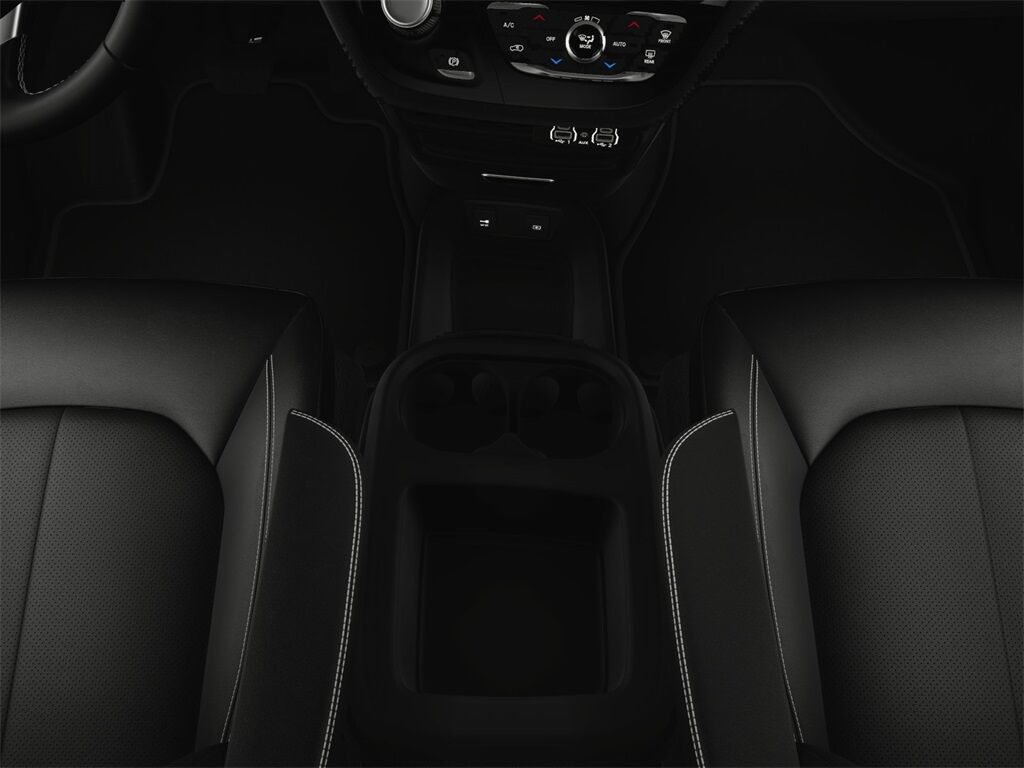 2025 Chrysler Pacifica select Racine WI