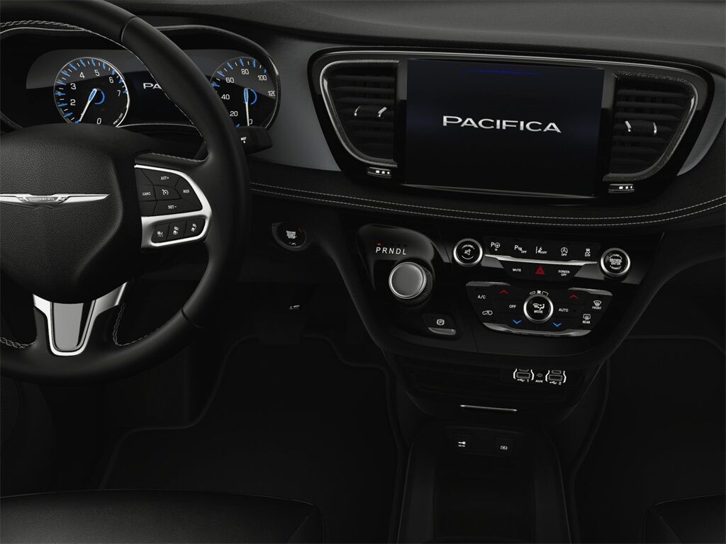2025 Chrysler Pacifica select Racine WI