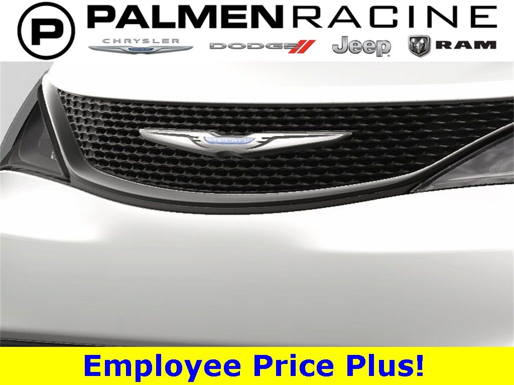 2025 Chrysler Voyager LX Racine WI