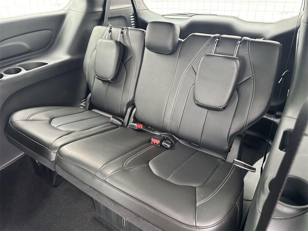 2025 Chrysler Voyager LX Quincy MA