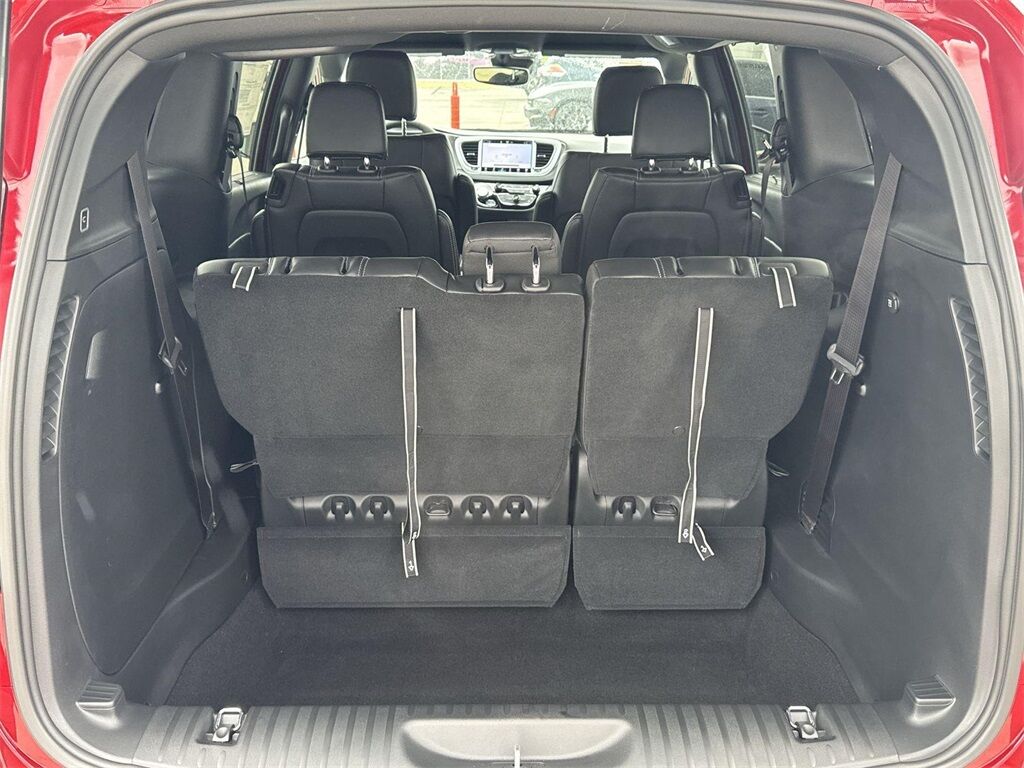 2025 Chrysler Voyager LX Quincy MA