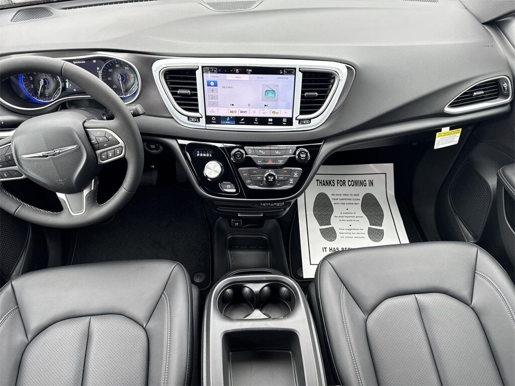 2025 Chrysler Voyager LX Quincy MA