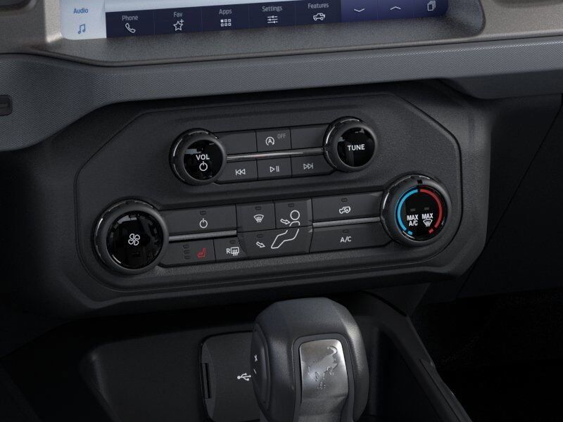 2025 Ford Bronco Base Green Bay WI