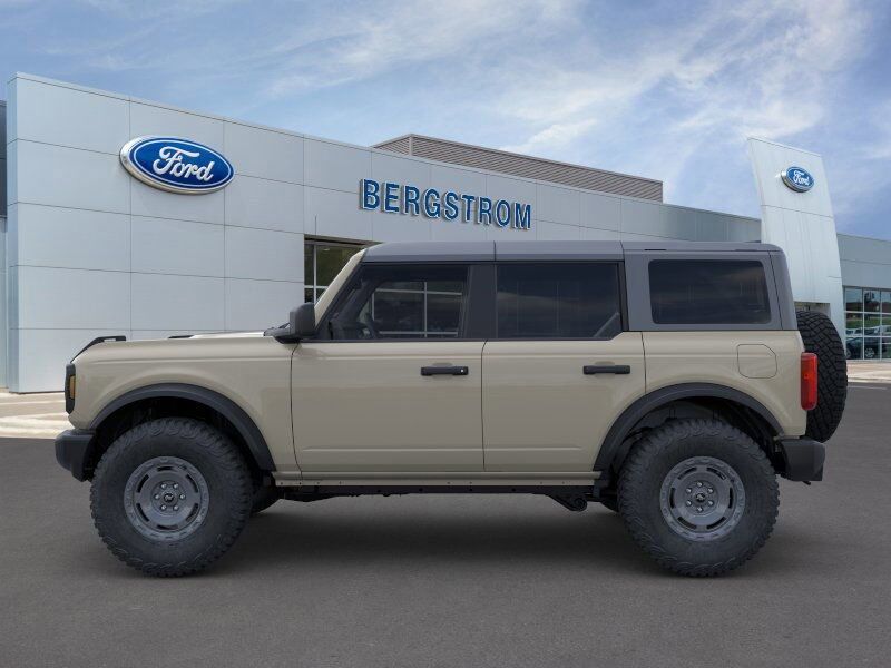 2025 Ford Bronco Base Green Bay WI