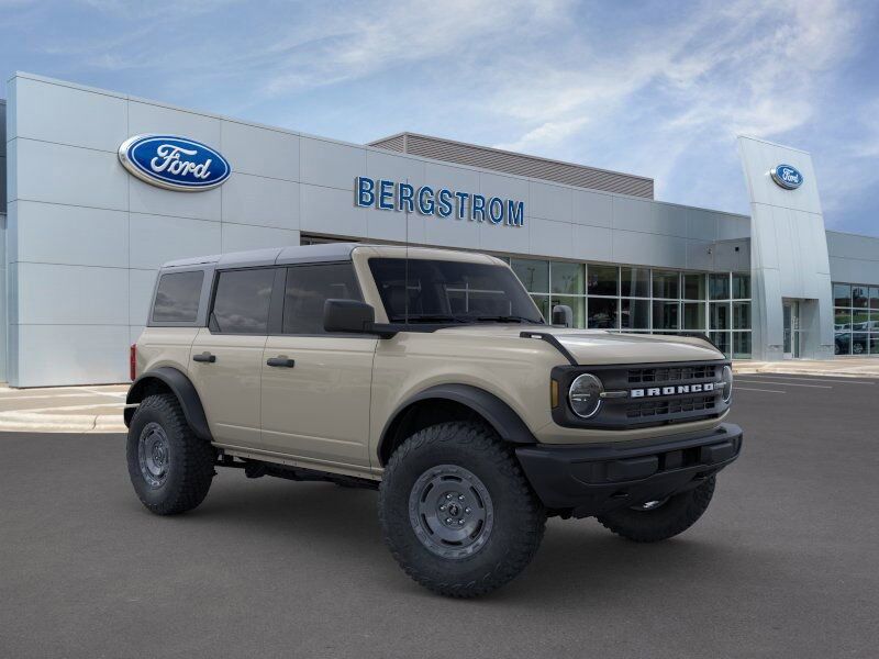 2025 Ford Bronco Base Green Bay WI