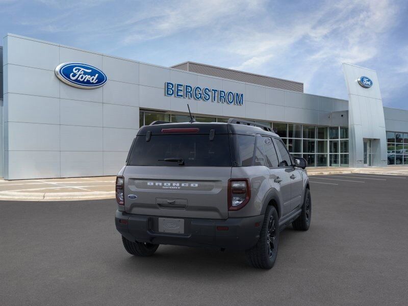 2025 Ford Bronco Sport Outer Banks Green Bay WI